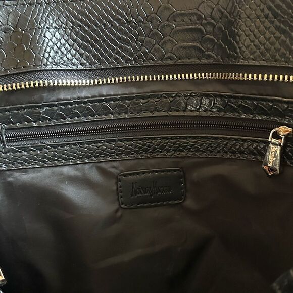 NWOT Neiman Marcus Brand Black Faux Leather Crocodile Pattern Bag - Picture 3 of 15